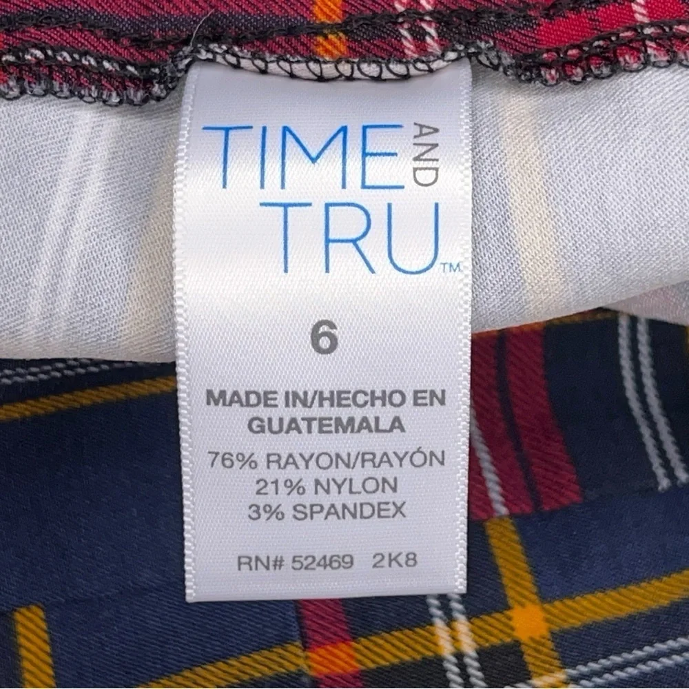 Size 6 Plaid Pants Stretch Time And Tru Red Blue Gold Ankle Preppy Academia